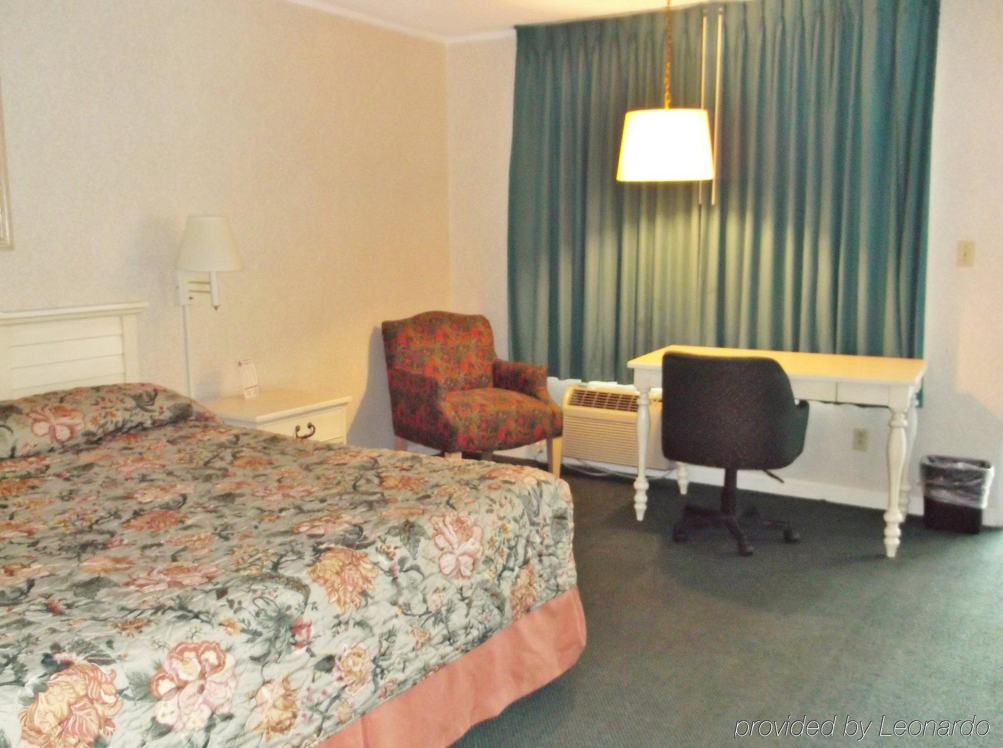 Azalea Inn & Suites Wilmington Esterno foto